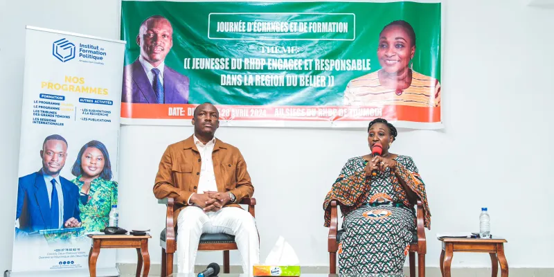 district-des-lacs-lifp-agc-forme-les-jeunes-du-rhdp-a-lengagement-politique