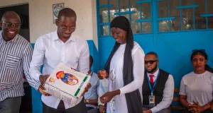 un-geste-de-solidarite-charge-demotion