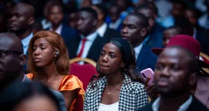 premier-tour-des-elections-a-agc-land-pays-fictif-graduation-rentree-solennelle