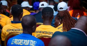 premier-tour-des-elections-a-agc-land-pays-fictif-graduation-rentree-solennelle