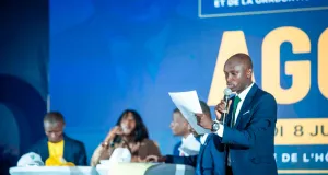 premier-tour-des-elections-a-agc-land-pays-fictif-graduation-rentree-solennelle