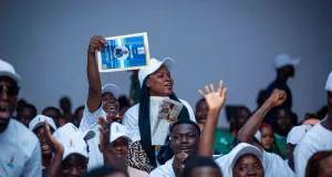 premier-tour-des-elections-a-agc-land-pays-fictif-graduation-rentree-solennelle