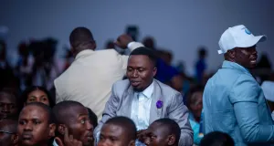 premier-tour-des-elections-a-agc-land-pays-fictif-graduation-rentree-solennelle