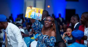 premier-tour-des-elections-a-agc-land-pays-fictif-graduation-rentree-solennelle