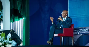 presentation-du-livre-en-hommage-a-agc