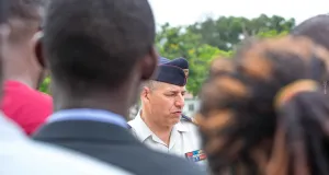 visite-et-session-de-cours-au-sein-du-43e-bima